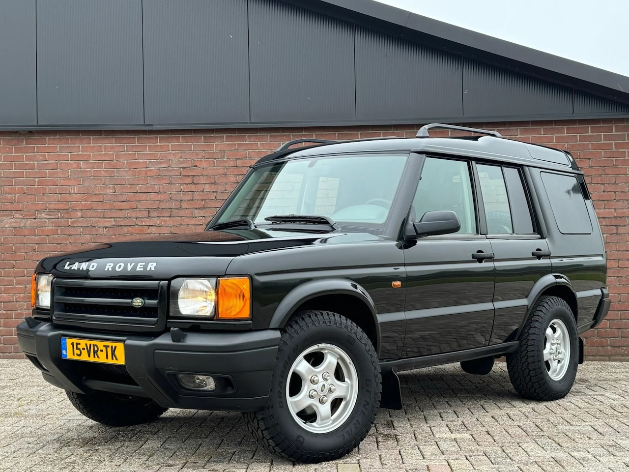 Land Rover Discovery - 4.0 V8i GRIJS KENTEKEN | NL-AUTO! - AutoWereld.nl