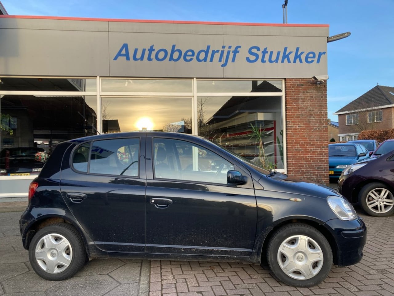 Toyota Yaris - 1.3 VVT-i S-Line 5 drs. Inruilkoopje APK: 9-2025 - AutoWereld.nl