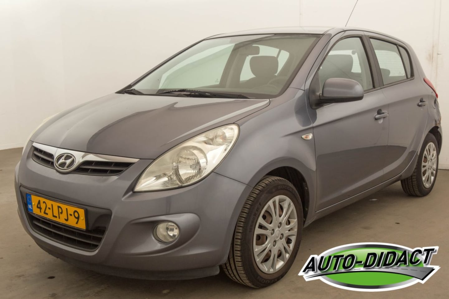 Hyundai i20 - I-20 1.2i Airco Dynamic Version - AutoWereld.nl