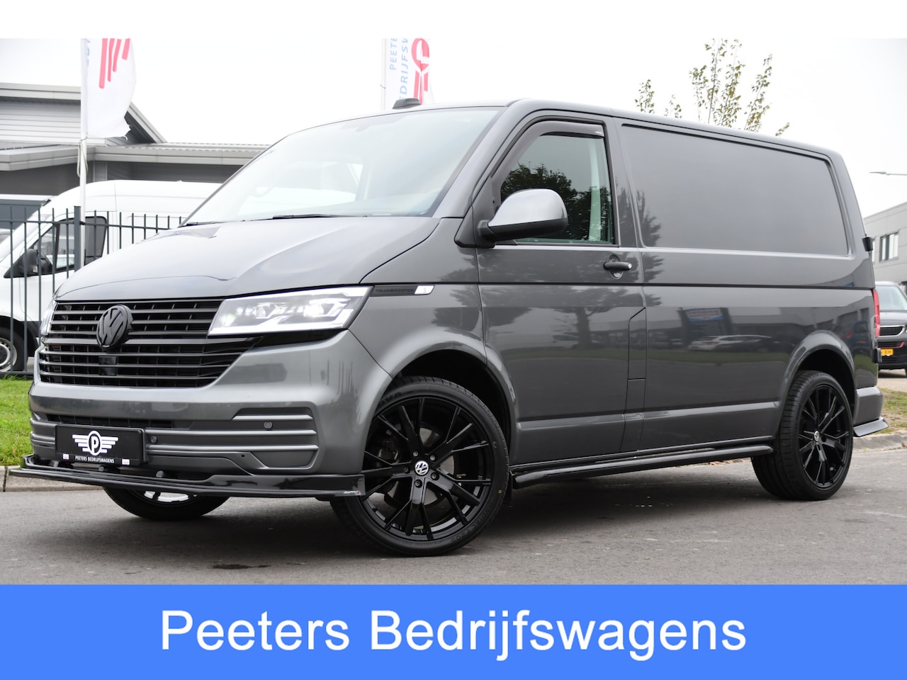 Volkswagen Transporter - 2.0 TDI L1H1 PB Edition Highline Camera, Cruise, Carplay, LED, Stoelverwarming, Automaat, - AutoWereld.nl