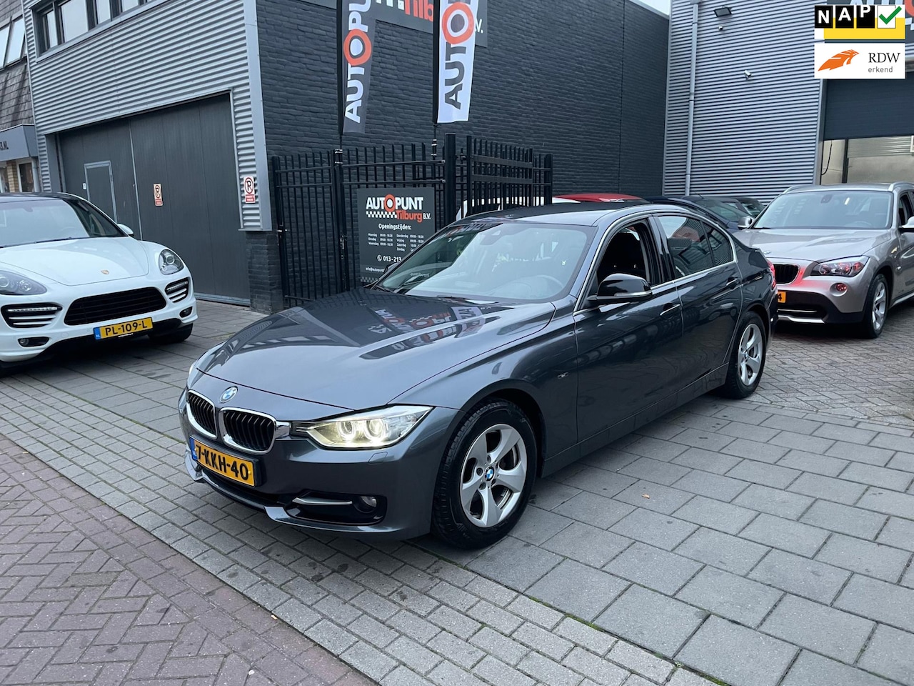 BMW 3-serie - 320i EfficientDynamics Edition Executive 2e Eig NAP APK - AutoWereld.nl