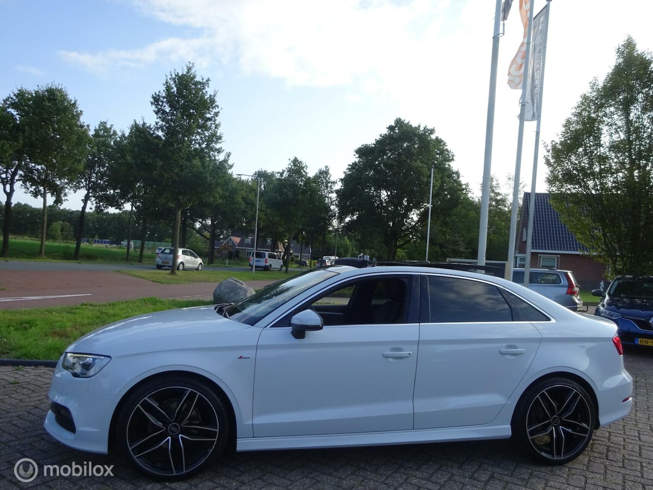 Audi A3 Limousine - 2.0 TDI quattro Sport Pro Line S 2.0 TDI quattro Sport Pro Line S-Line|Mooi - AutoWereld.nl