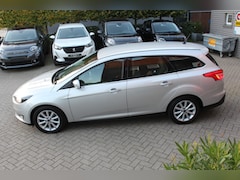 Ford Focus Wagon - 1.5 EcoBoost Clima-Cruise-Navi 43.000 Km