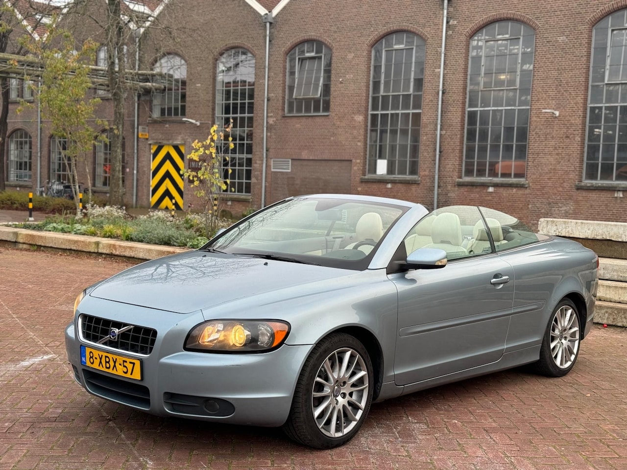 Volvo C70 Convertible - 2.4 Momentum LPG - AutoWereld.nl