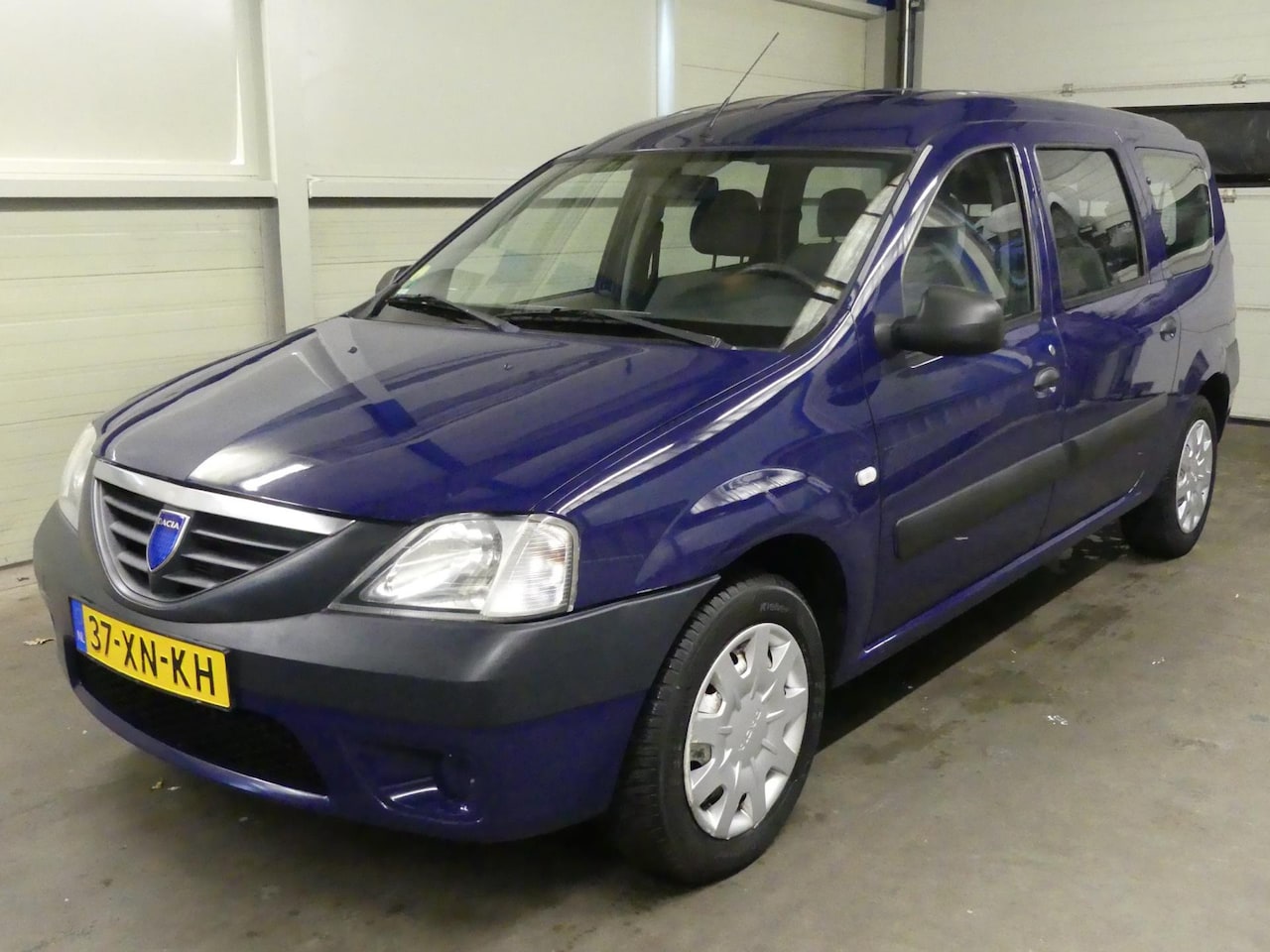 Dacia Logan MCV - 1.6 Ambiance - 7 persoons - Airco - Mooie auto! - AutoWereld.nl