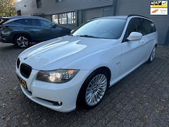 BMW 3-serie Touring - 320d Efficient Dynamics Edition Luxury Line