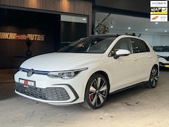 Volkswagen Golf - 1.4 GTE 245 PK | Camera | Pano | Sfeer | Carplay | Adaptive | DAB