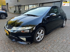 Honda Civic - 1.4 Type S