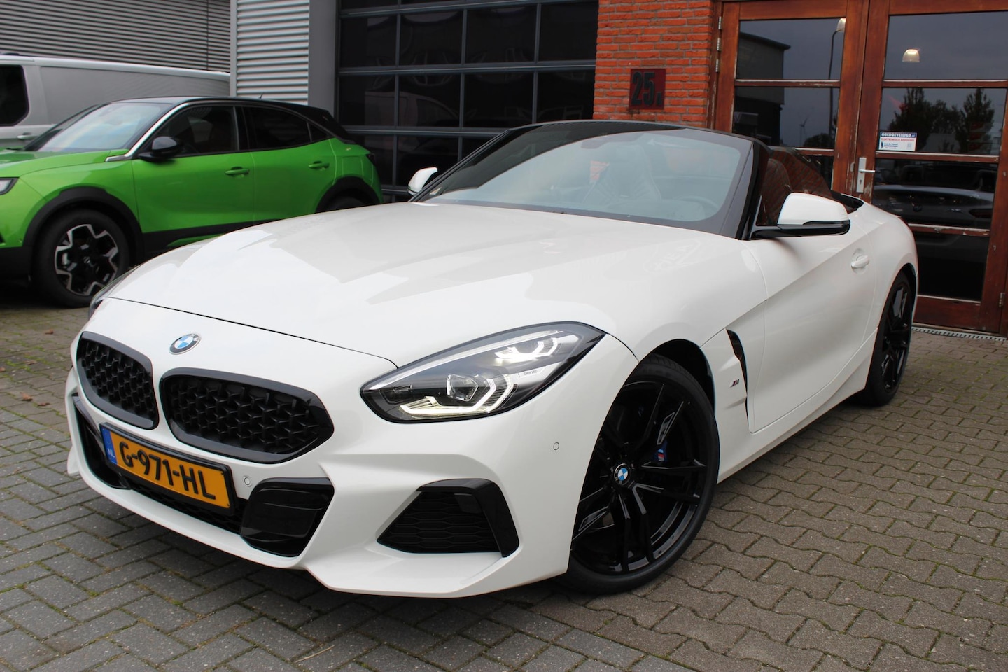 BMW Z4 Roadster - sDrive30i High Executive Edition | NAP | Dealer Onderhouden | M Sport Pakket | - AutoWereld.nl