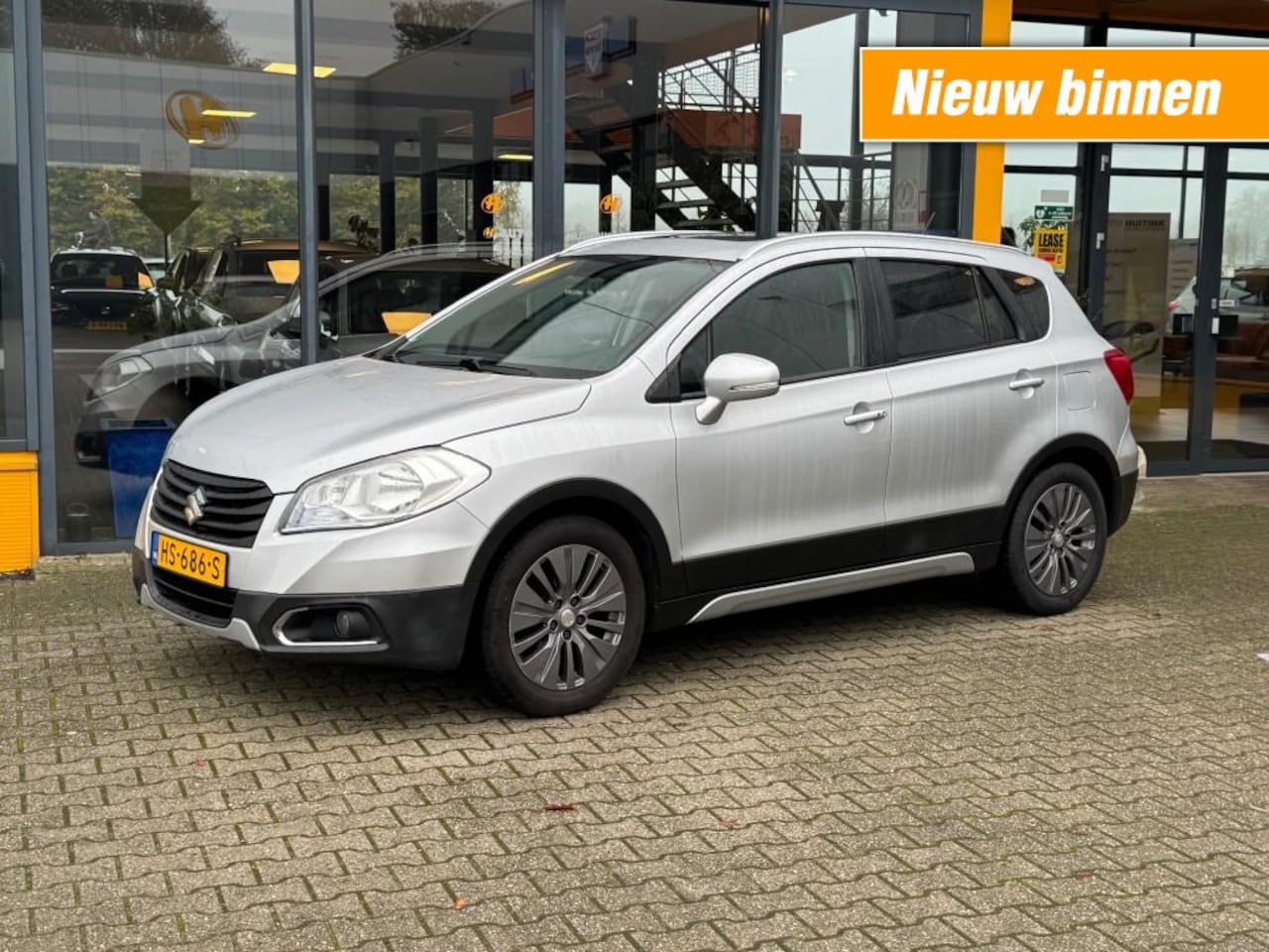 Suzuki SX4 S-Cross - 1.6 Exclusive - navi - schuif/kanteldak - stoelverwarming - AutoWereld.nl