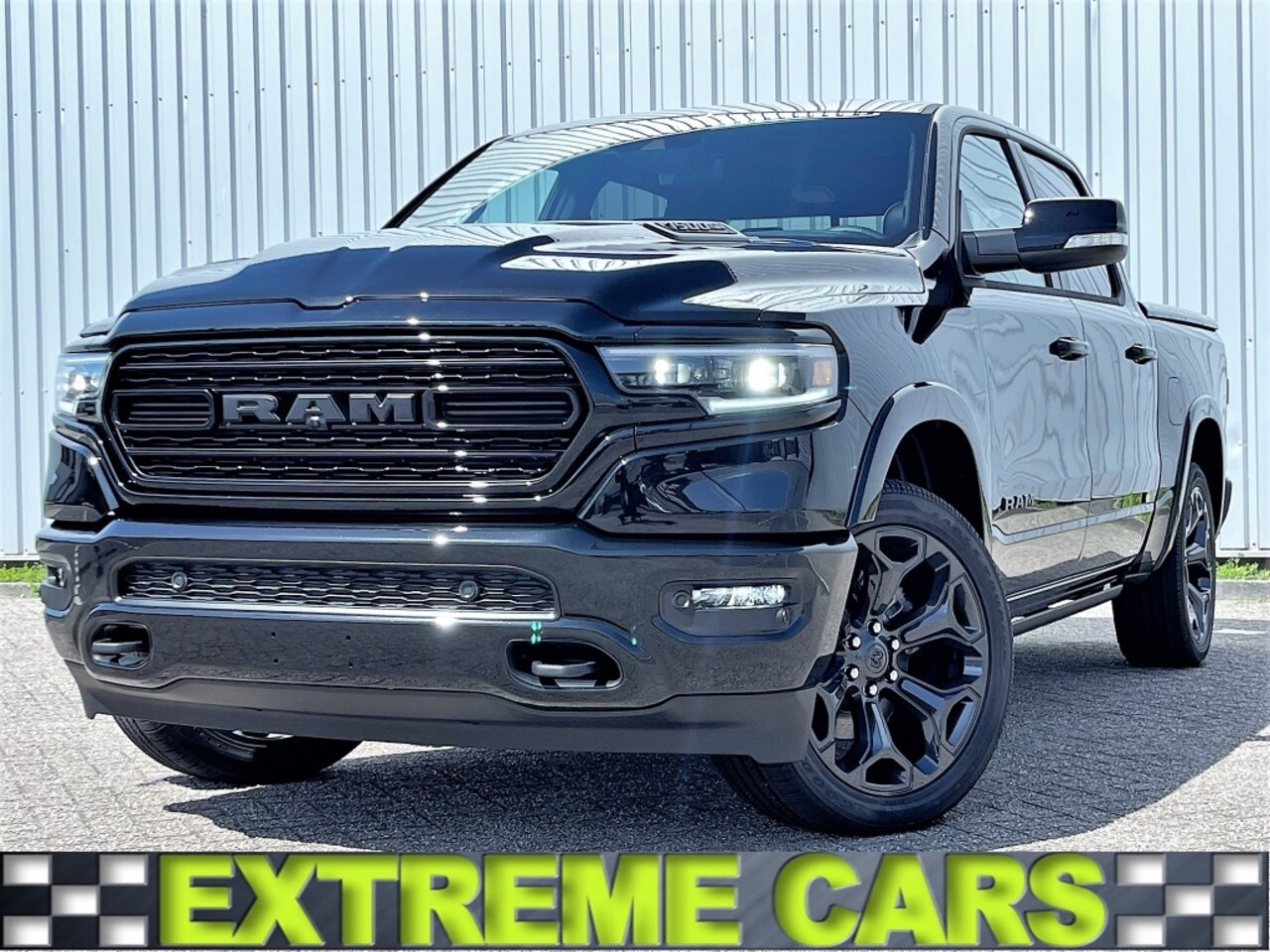 Dodge Ram Pick Up - 1500 4x4 Crew Cab Limited Black Pack - AutoWereld.nl