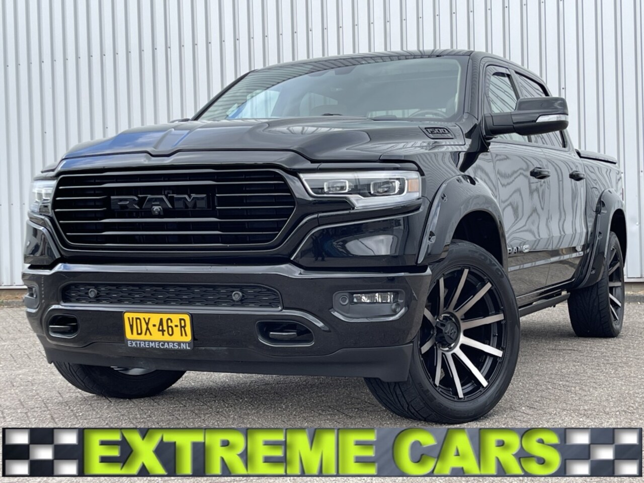 Dodge Ram Pick Up - 1500 4x4 Crew Cab Longhorn Night LPG - AutoWereld.nl