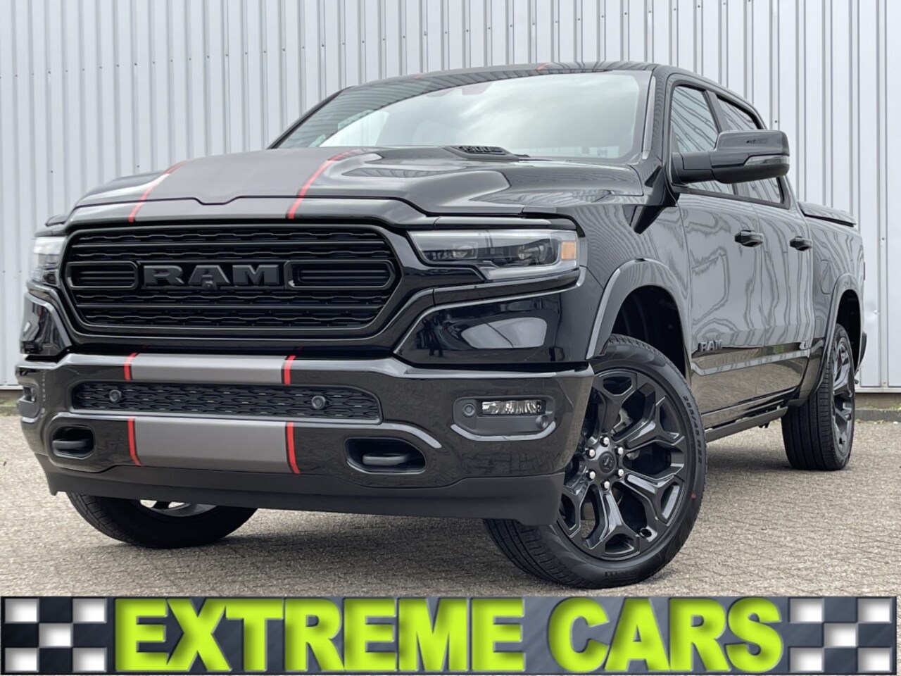 Dodge Ram Pick Up - 1500 4x4 Crew Cab Limited Black Pack - AutoWereld.nl