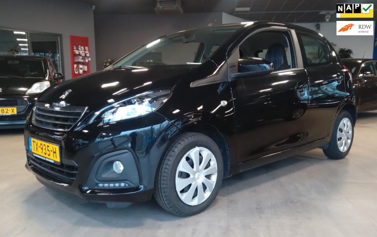 Peugeot 108 - 1.0 e-VTi Active 5-Drs Airco - AutoWereld.nl