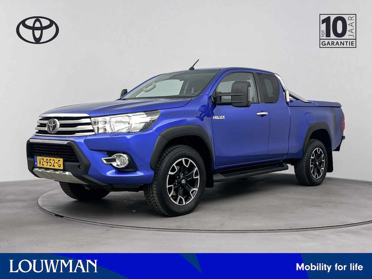 Toyota HiLux - 2.4 D-4D-F Xtra Cab Professional | Trekhaak | Navigatie | LM velgen | Airco | Cruise Contr - AutoWereld.nl