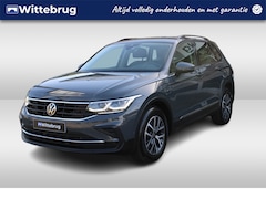 Volkswagen Tiguan - 1.4 TSI eHybrid 245pk DSG Life / Garantie 2026 / Virtual Cockpit / Navigatie / Keyless / A