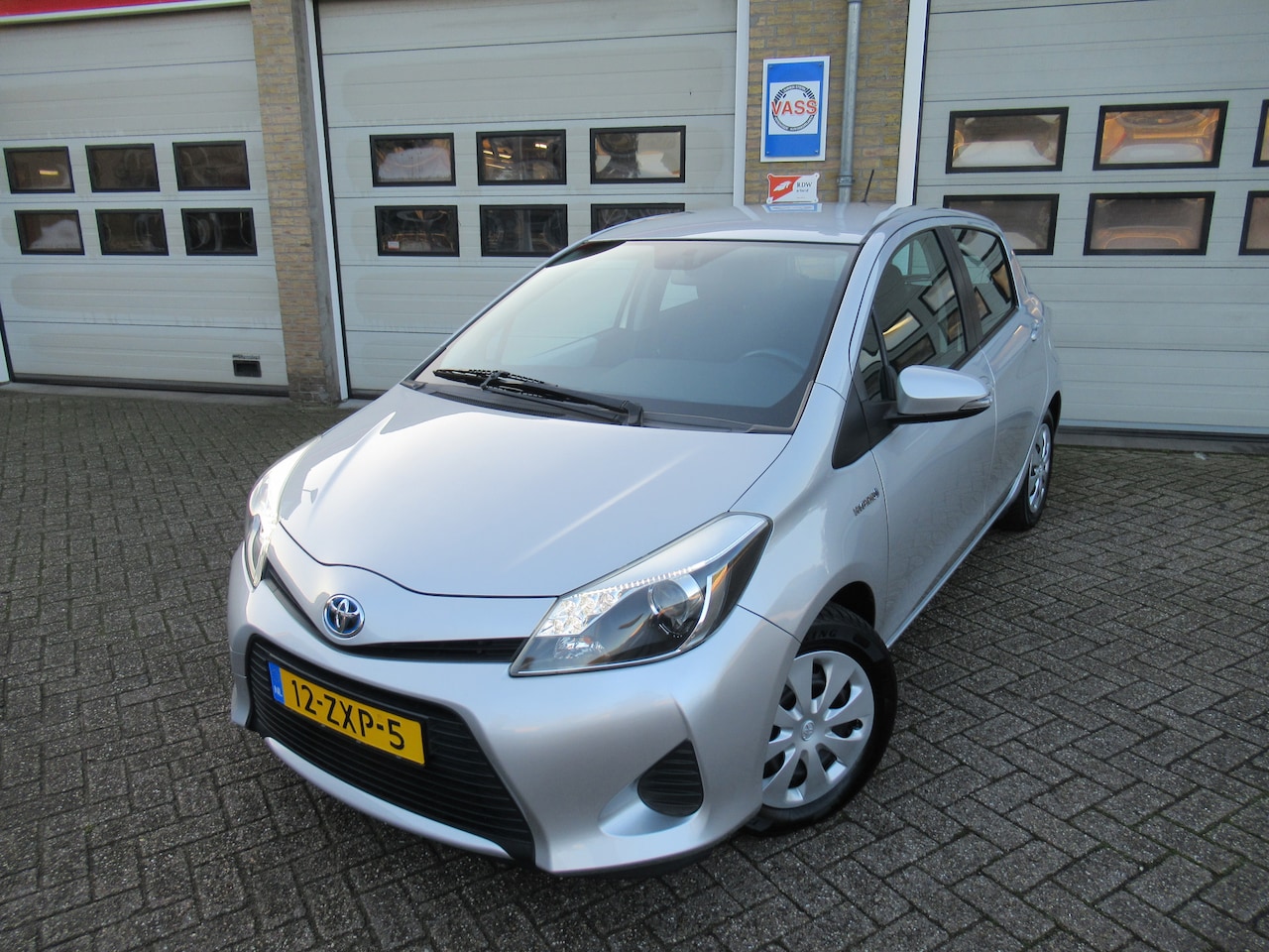 Toyota Yaris - 1.5 Full Hybrid Aspiration 1.5 Full Hybrid Aspiration - AutoWereld.nl