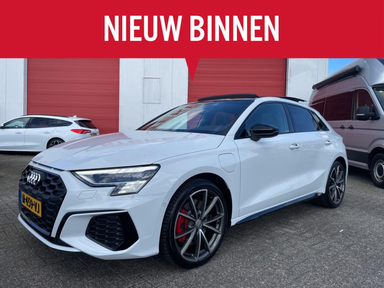 Audi A3 Sportback - 45 TFSI e S-line Competition -full options-plug-in-hybrid- - AutoWereld.nl