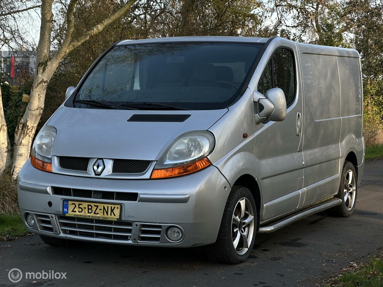 Renault Trafic - bestel 2.5 dCi L1H1 | AUTOMAAT | AIRCO | BIEDEN - AutoWereld.nl