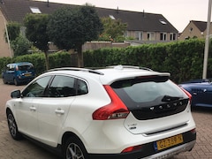 Volvo V40 Cross Country - 1.5 T3 Ocean Race Bijna full options