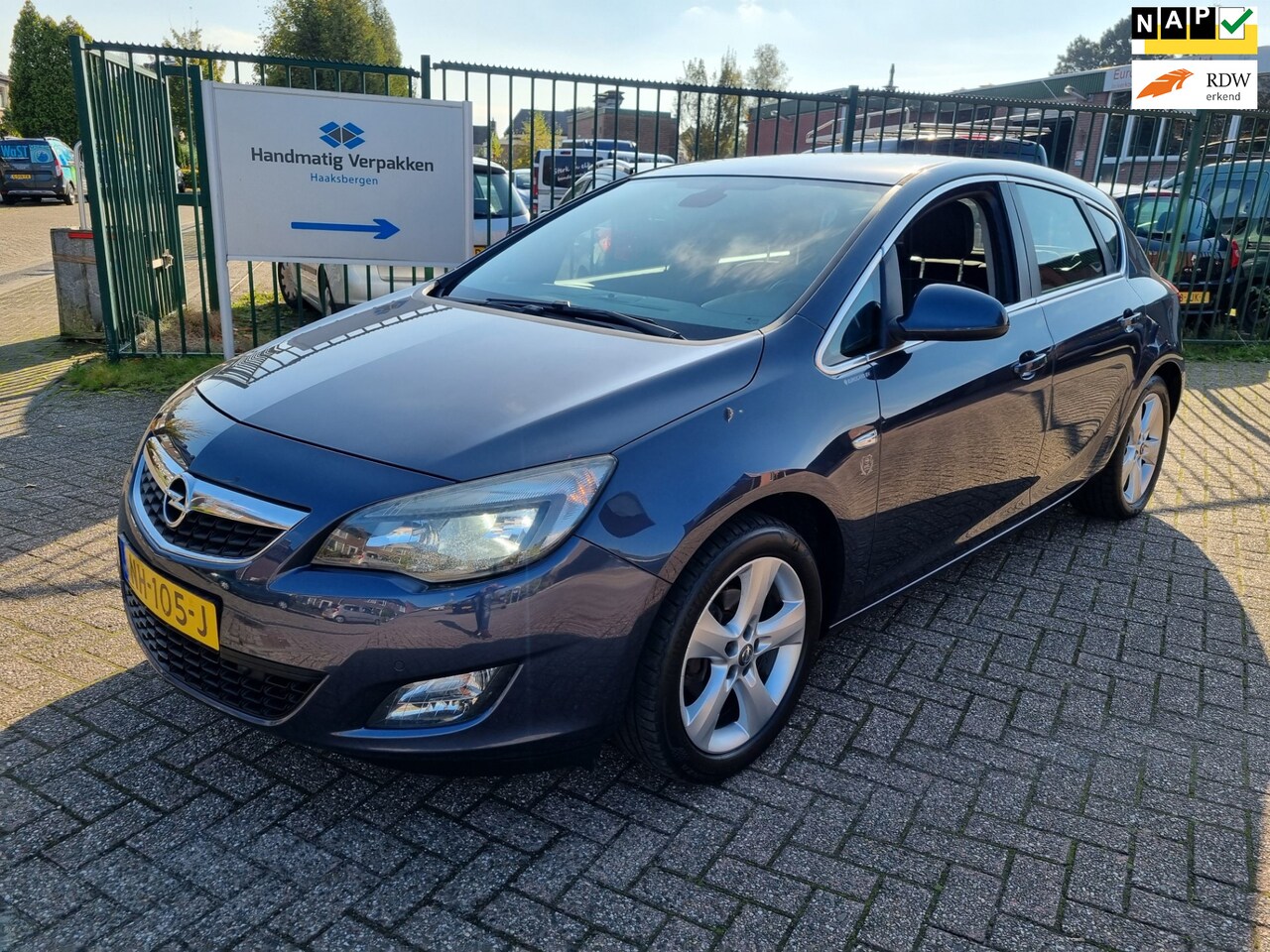 Opel Astra - 1.4 Turbo Sport 5 DEURS. NW APK. - AutoWereld.nl