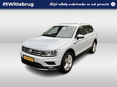 Volkswagen Tiguan Allspace - 1.4 TSI Comfortline Business 7p. / Panorama dak / Navigatie / Stoelverwarming / Leder / 12