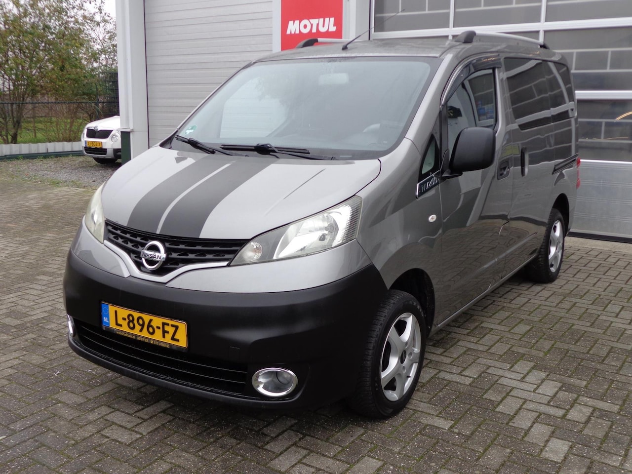 Nissan Evalia - 1.6 Visia 7 PERSOONS ,Airco,Trekhaak, TOP staat - AutoWereld.nl