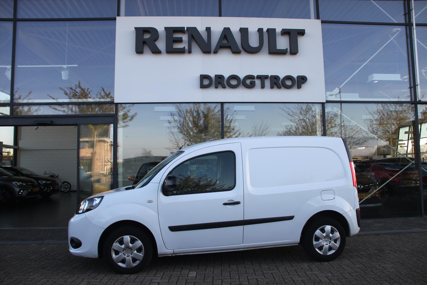 Renault Kangoo Express - Ii 90PK-COMFORT-81DKM-NAVI-AIRCO-CC-KASTEN- - AutoWereld.nl