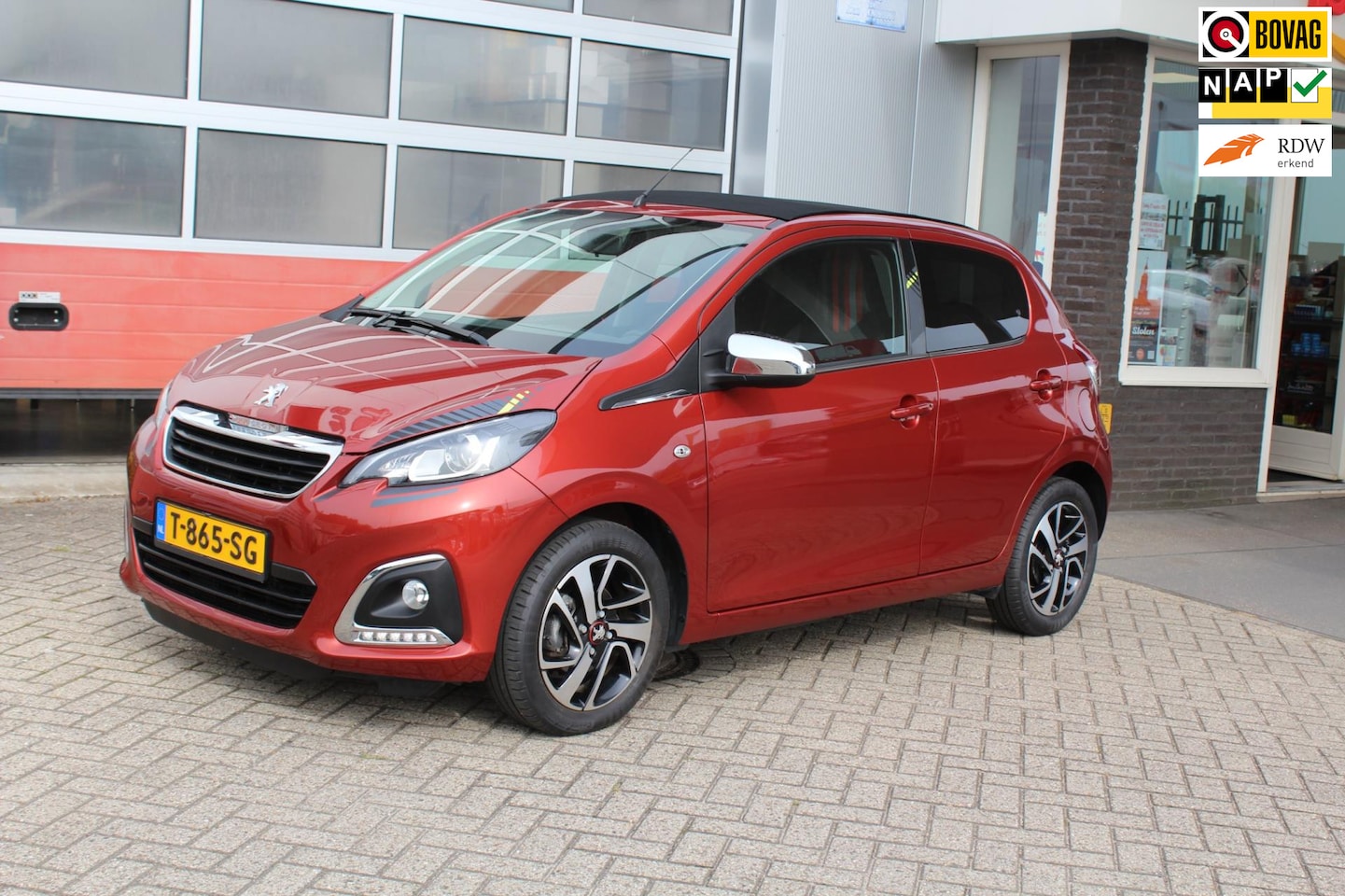 Peugeot 108 - 1.0 e-VTi Collection TOP! 1.0 e-VTi Collection TOP! - AutoWereld.nl