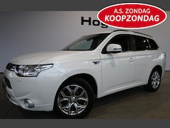 Mitsubishi Outlander - 2.0 PHEV Intense + Automaat Ecc Navigatie Trekhaak Rijklaarprijs Inruil Mogelijk