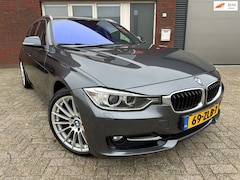 BMW 3-serie Touring - 328i High Executive / Automaat / Leder / NAP