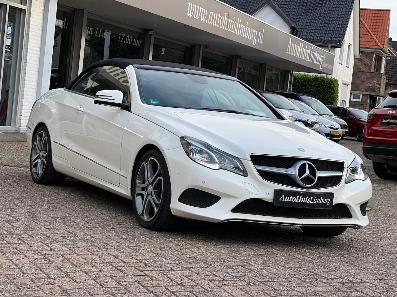 Mercedes-Benz E-klasse Cabrio - 200 Edition Sport|Parelmoer Wit|Airscarf|Zwart Leer|Sublieme staat|1e eigenaar - AutoWereld.nl