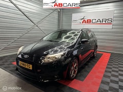 Ford Focus Wagon - 2.0 EcoBoost ST-3 - Full option - 250PK