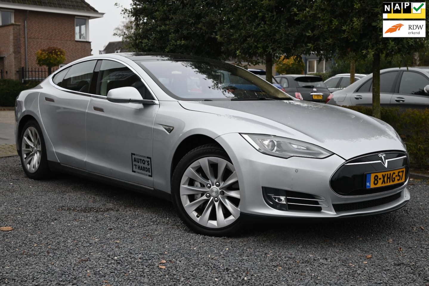 Tesla Model S - 85 Base 367 PK Free Supercharge Pano Camera Leder Xenon 19'' - AutoWereld.nl