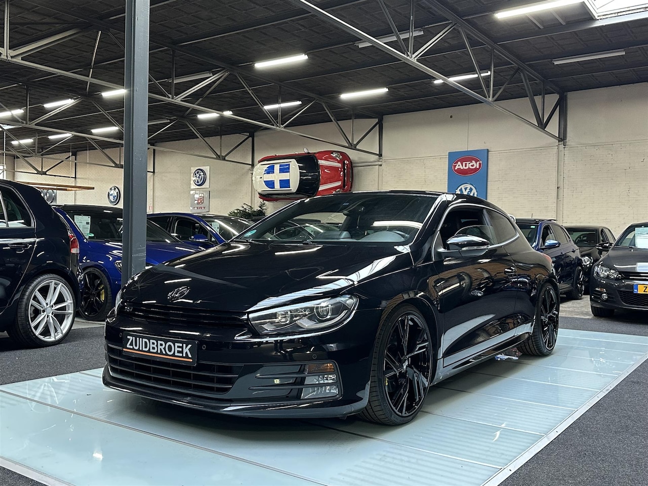 Volkswagen Scirocco - 2.0 TURBO DSG Xenon Leer Clima Airco FACELIFT - AutoWereld.nl