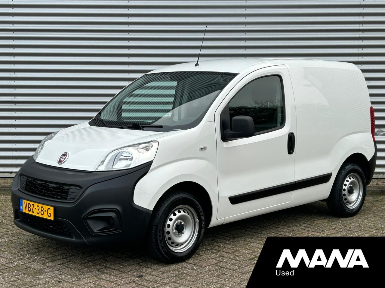 Fiat Fiorino - 1.4 Easy Pro Benzine L1H1 75PK Airco Multifunctioneel stuurwiel Bluetooth 12V APK 07-10-20 - AutoWereld.nl