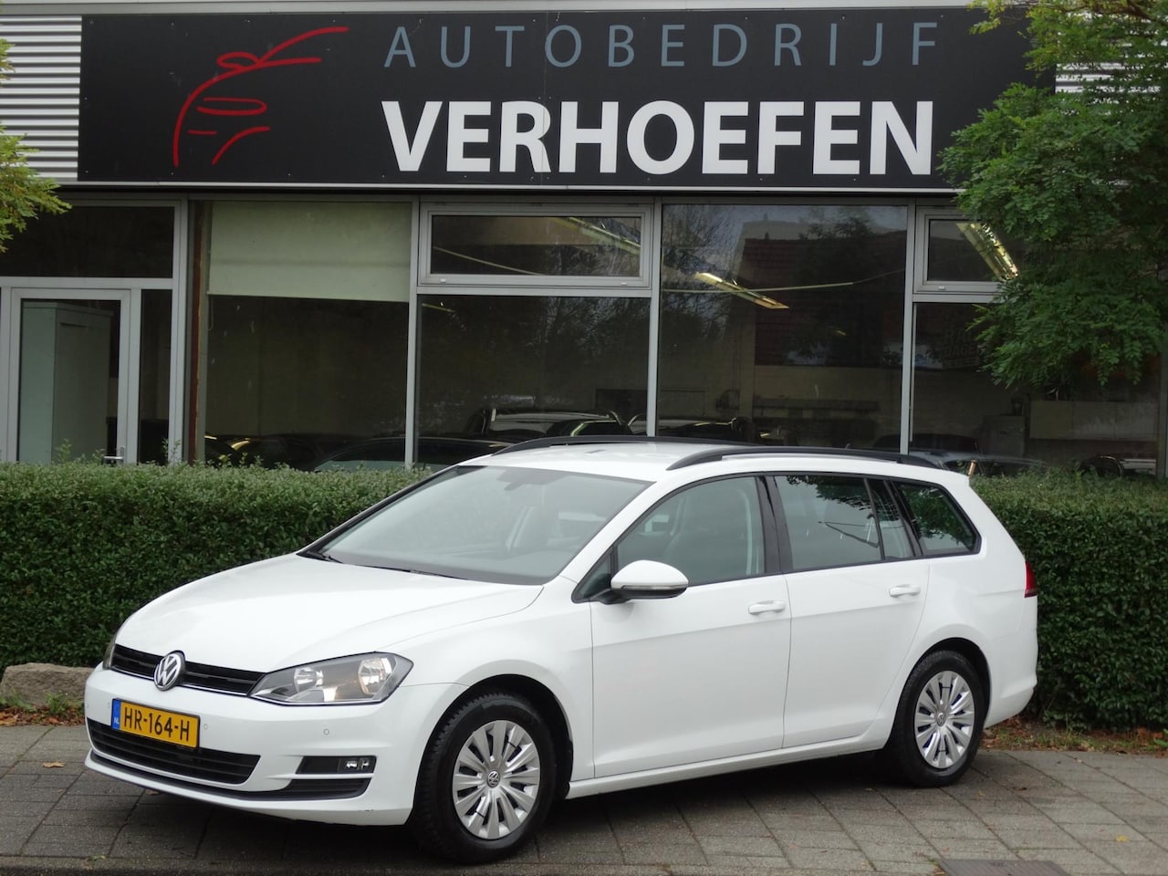 Volkswagen Golf Variant - 1.6 TDI Trendline - AUTOMAAT - NAP KM STAND - NAVIGATIE - CRUISE / CLIMATE CONTROL - ORGIN - AutoWereld.nl