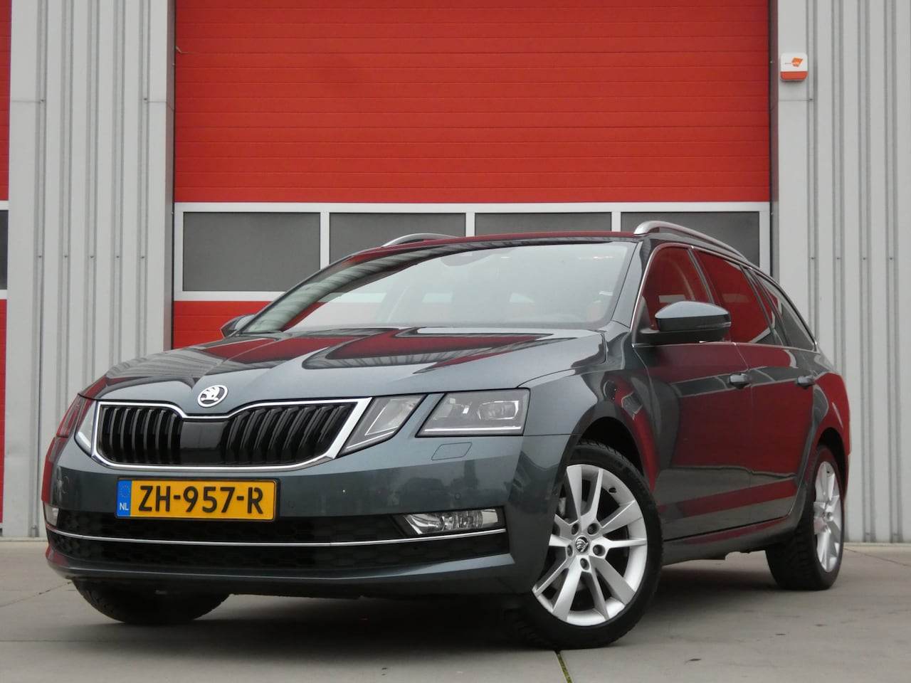 Skoda Octavia Combi - 1.5 TSI Greentech Style Business/ compleet! - AutoWereld.nl