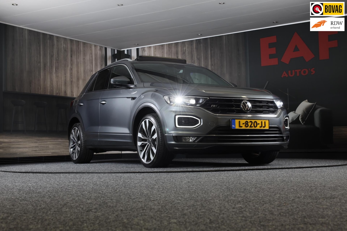 Volkswagen T-Roc - 1.5 TSI Sport Business R Line / AUT / Virtual Cockpit / Acc / Lane Assist / Dode Hoek / Sf - AutoWereld.nl