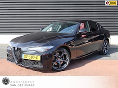 Alfa Romeo Giulia - 2.0 T AWD Veloce Q4 | Clima | Cruise | Leder | Navi | PDC |