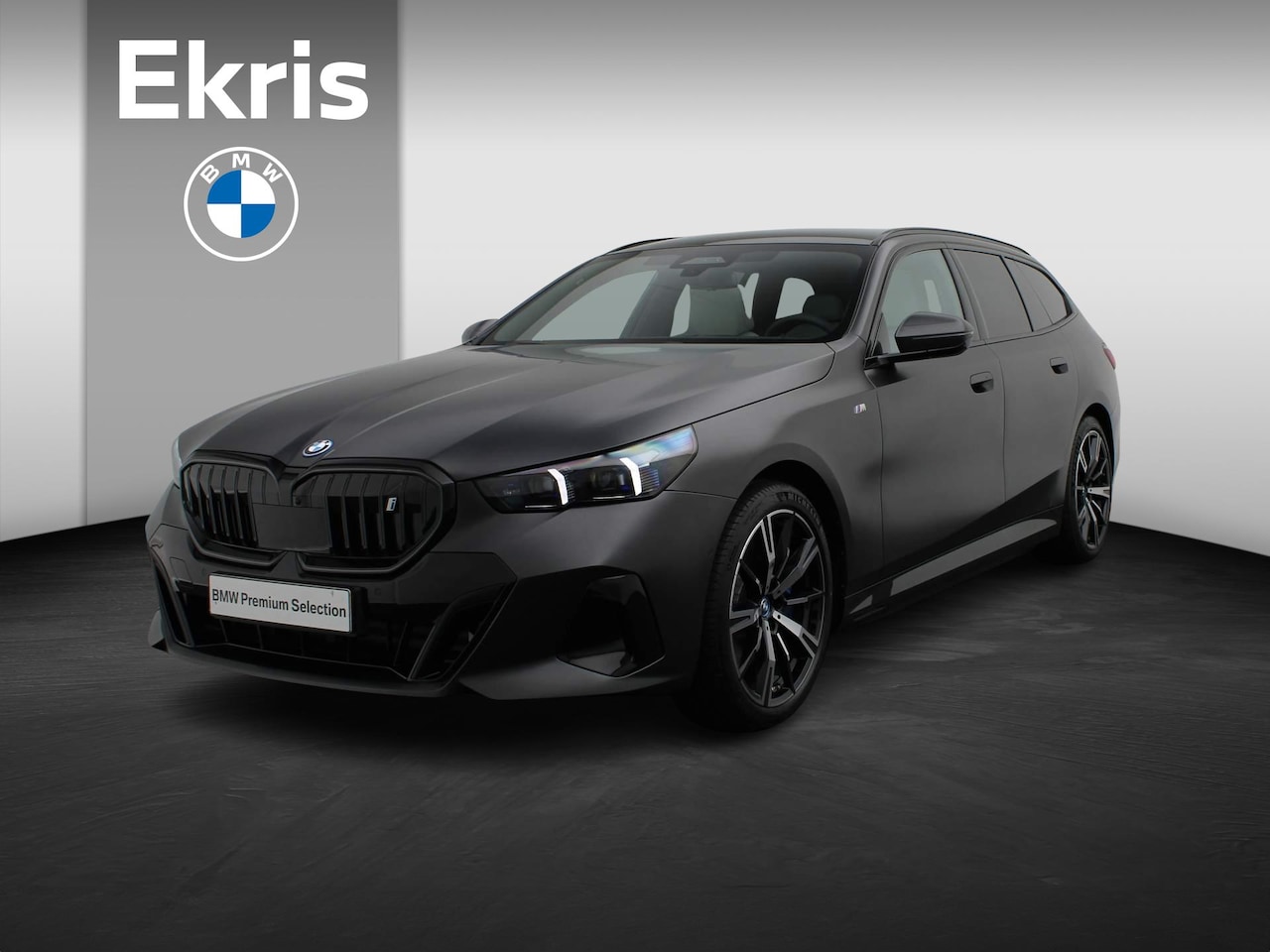 BMW i5 Touring - eDrive40 | M Sportpakket Pro | Innovation Pack | Travel Pack | Comfort Pack | Stuurwielran - AutoWereld.nl