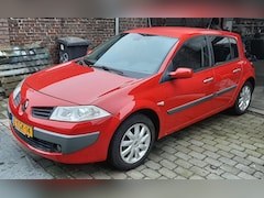 Renault Mégane - 1.6-16V Business Line