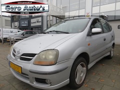 Nissan Almera Tino - 1.8 Ambience export airco export geen apk