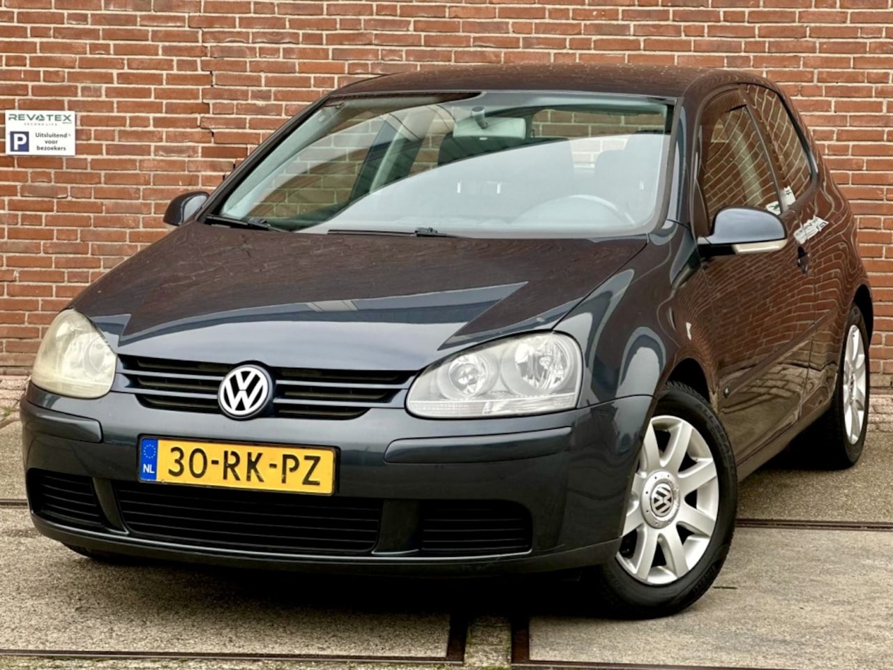 Volkswagen Golf - 1.6 FSI Sportline 1.6 FSI Sportline - AutoWereld.nl