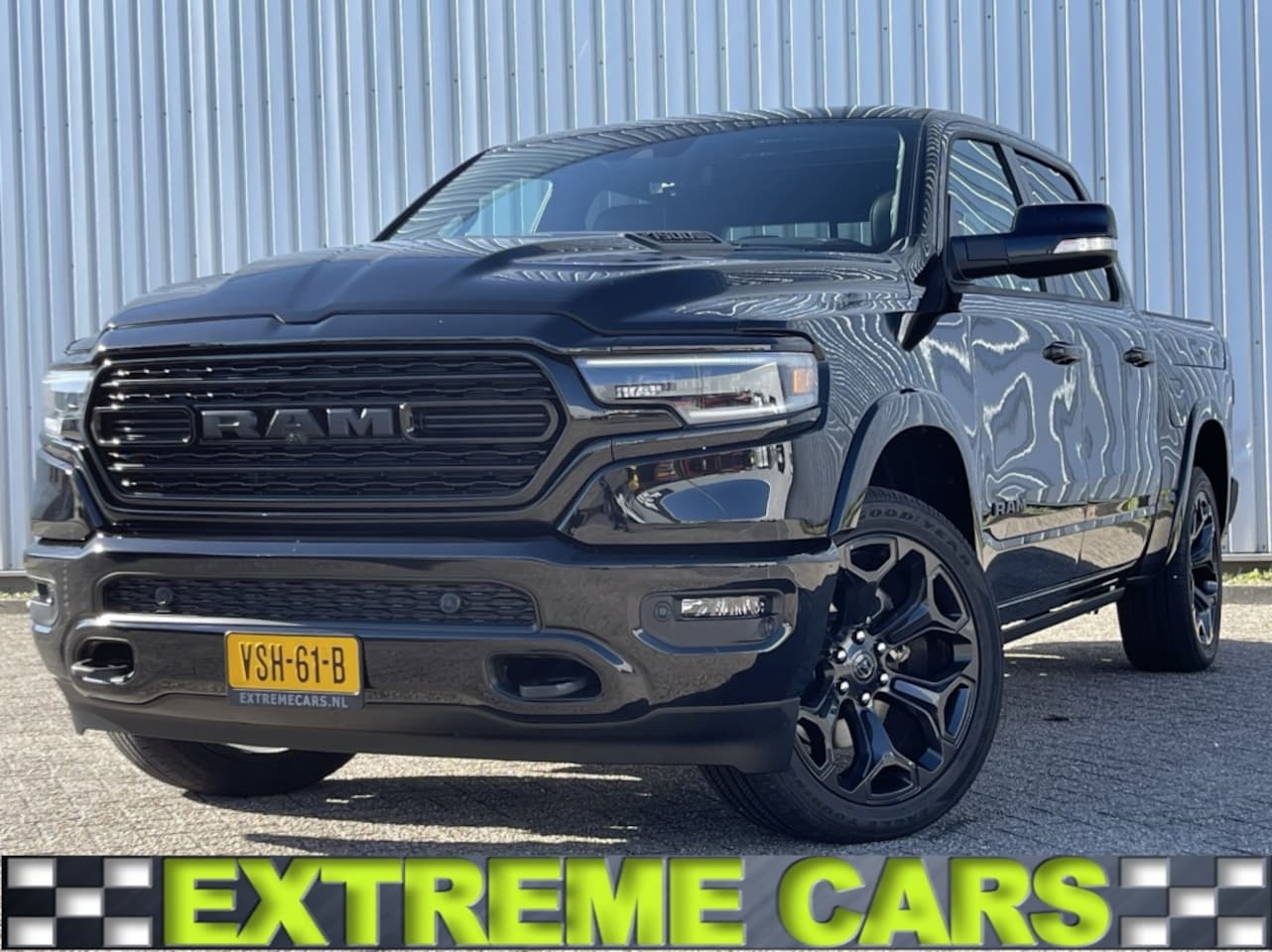 Dodge Ram Pick Up - 1500 4x4 Crew Cab Limited Night Rambox - AutoWereld.nl