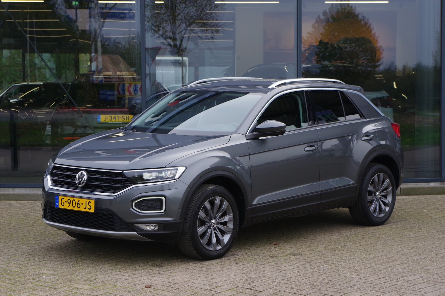 Volkswagen T-Roc - 1.5 TSI 150 PK Automaat Style Business, Camera, Apple-Carplay, Adap. Cruise Control, DAB, - AutoWereld.nl