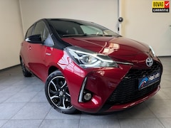 Toyota Yaris - 1.5 Hybrid Bi-Tone Automaat/Stoelverwarming/Led/Camera/climate/pas 34900km