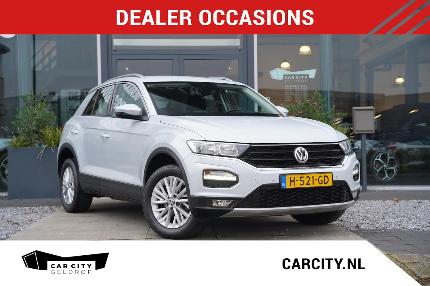 Volkswagen T-Roc - 1.5 TSI Style Business / Adaptive / CarPlay / El. kofferbak / Sensoren / Navigatie - AutoWereld.nl