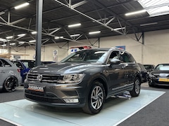 Volkswagen Tiguan - 1.4 TSI 125PK SOUND Navigatie Clima Airco Stuurbed