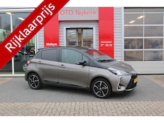 Toyota Yaris - 1.5 Hybrid Bi-Tone met trekhaak voor de fietsendrager